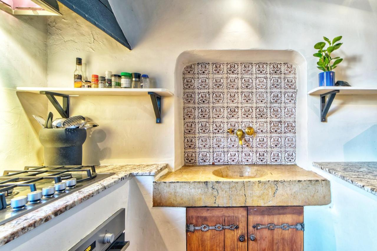 Townhouse Mougins In The Old Village, Fantastic View, Sea And Mountains Exterior photo