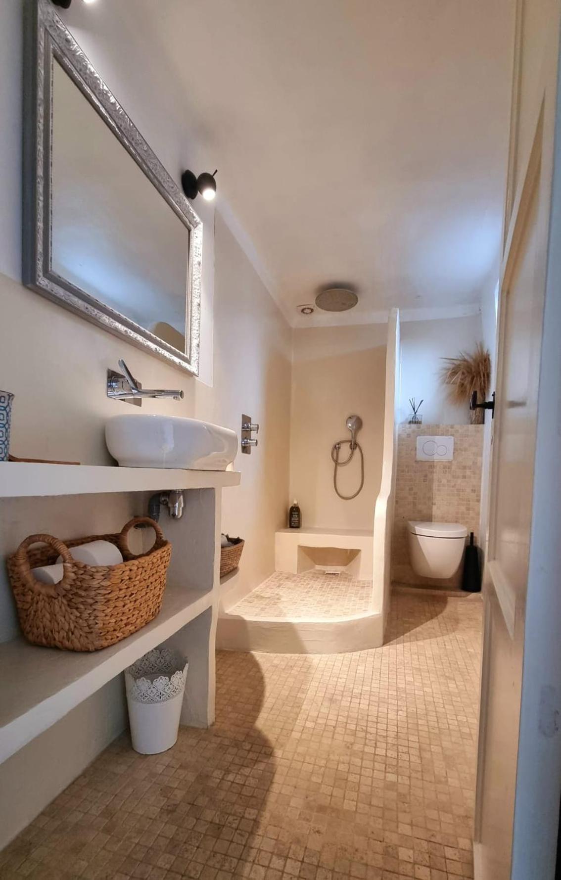 Townhouse Mougins In The Old Village, Fantastic View, Sea And Mountains Exterior photo